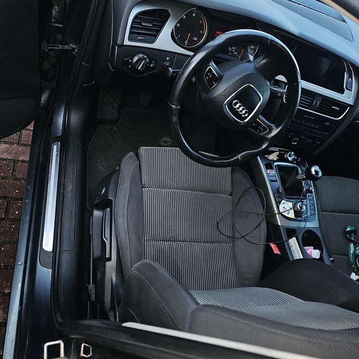 Usado Audi A4 140 HP (102 kW) 2008 Sedan