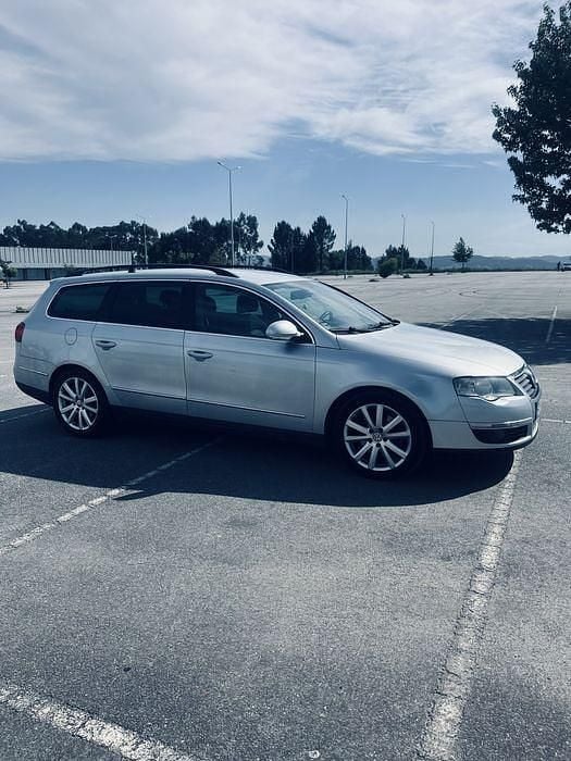 Usado 2005 VW Passat Sedan | € 4.000 (Preço justo) - Imagem 1/4