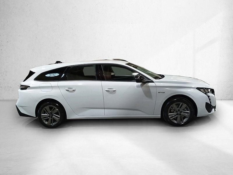 Usado Peugeot 308 Active 145 HP (106 kW) 2025 Branco Carrinha