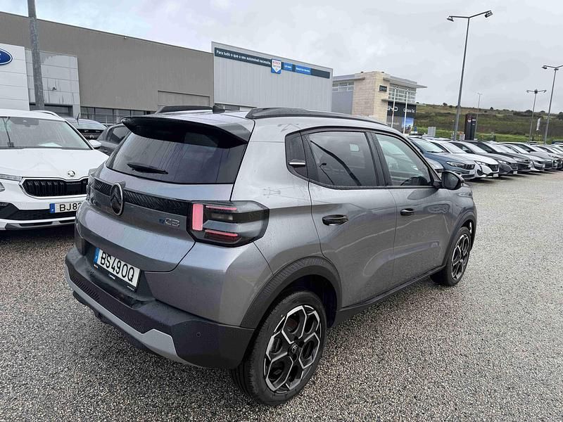 Usado Citroën e-C3 83 kW (113 HP) 2025 Cinzento Citadino