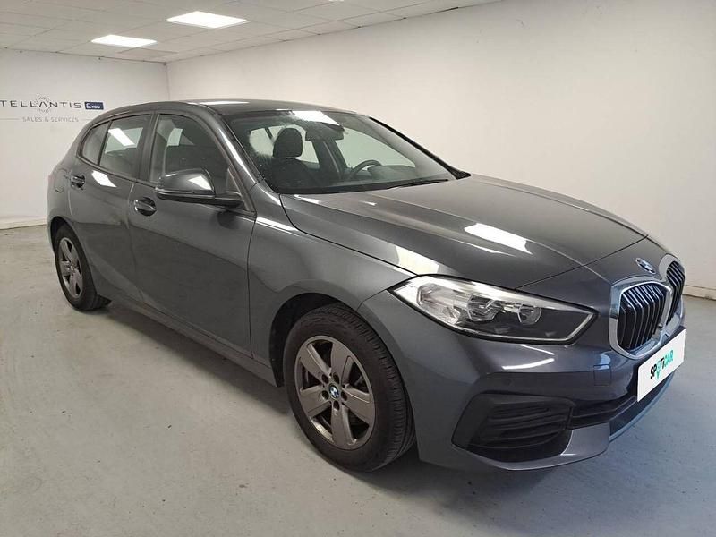Usado BMW 116 116 HP (85 kW) 2021 Cinza Citadino