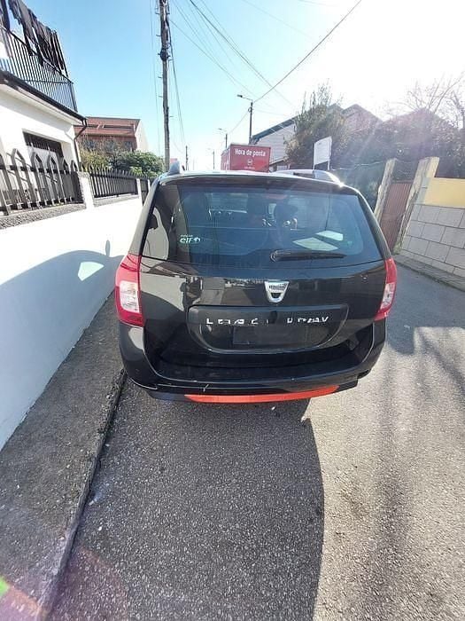 Usado 2014 Dacia Logan MCV Sedan | € 8.000 - Imagem 1/4