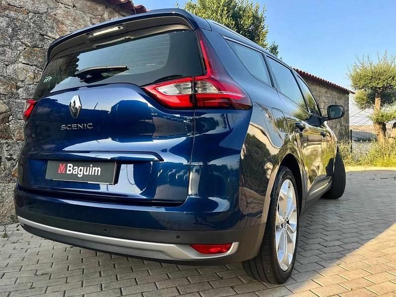 Azul Usado 2017 Renault Scénic IV Monovolume | € 14.450 (Bom preço) - Imagem 1/4