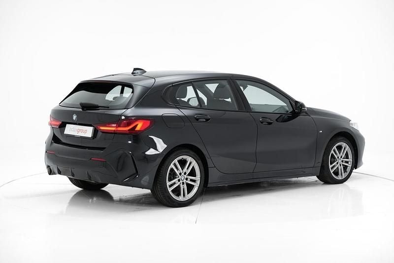 Usado BMW 116 116 HP (85 kW) 2021 Preto Citadino