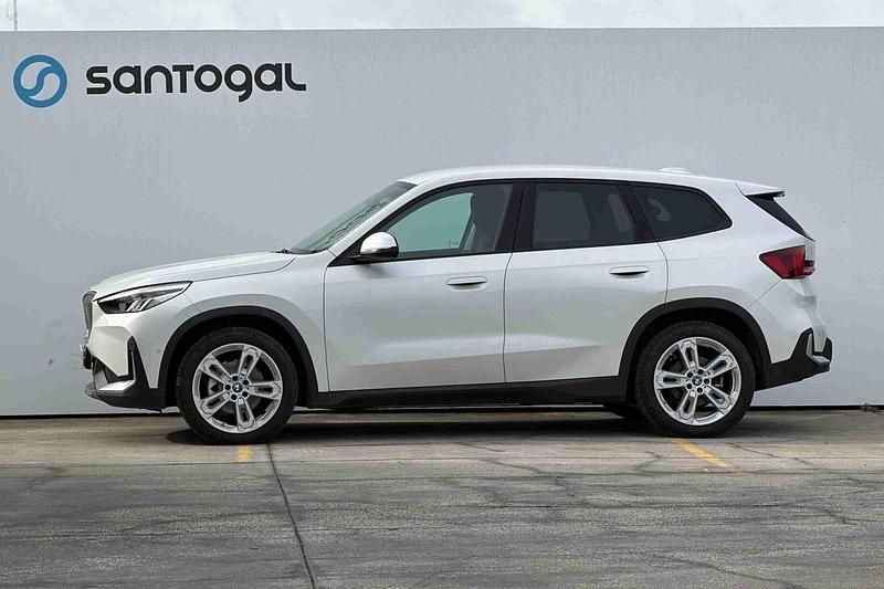 Usado BMW iX 150 kW (204 HP) 2024 Branco SUV