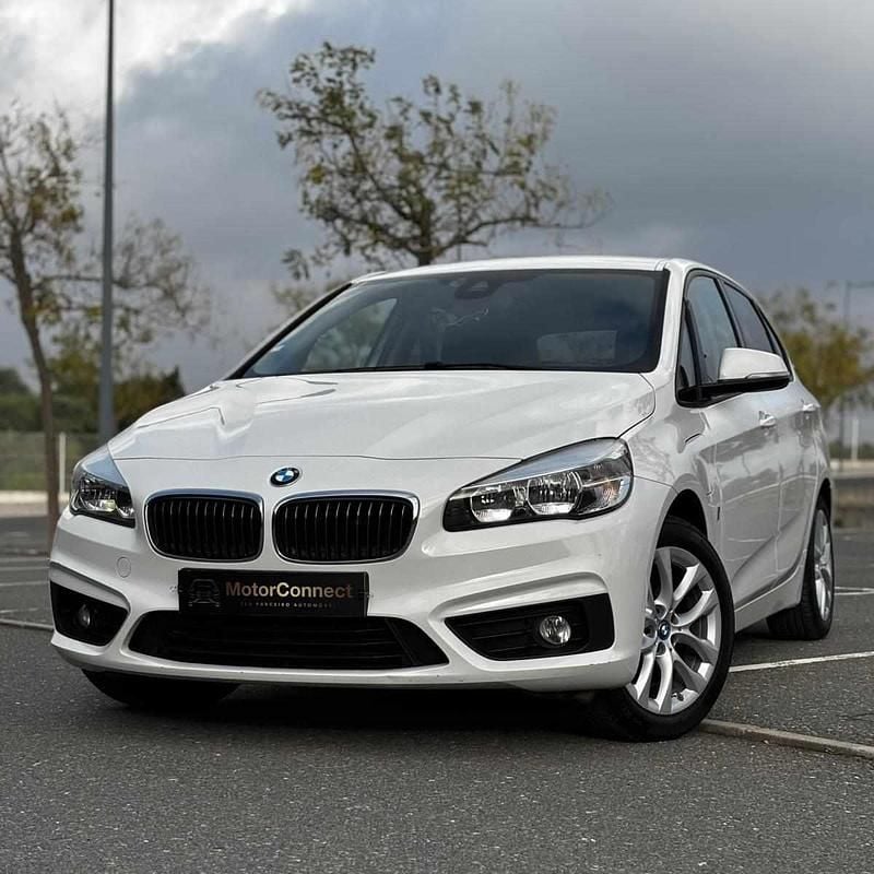 Branco Usado 2017 BMW 225 Carrinha | € 16.250 (Preço justo) - Imagem 1/4