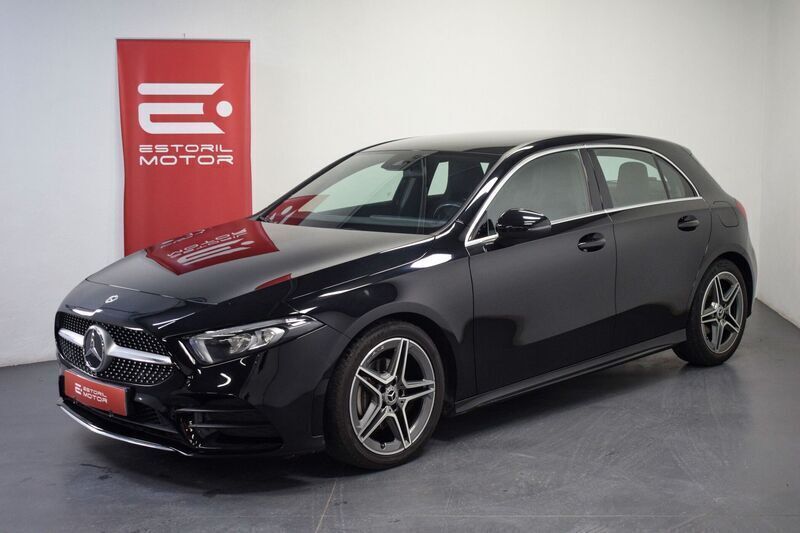 Preto Usado 2022 Mercedes A180 AMG line Sedan | € 28.750 (Bom preço) - Imagem 1/4