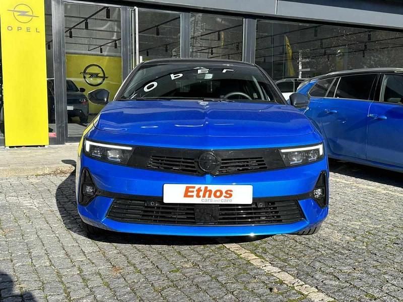 Usado Opel Astra 110 kW (150 HP) 2023 Azul Citadino