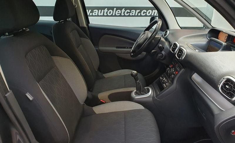 Usado Citroën C3 Picasso 92 HP (67 kW) 2014 Cinzento Monovolume