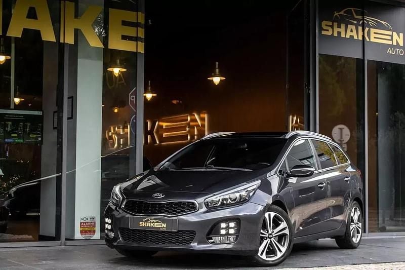 Cinza antracite Usado 2016 Kia Ceed Sportswagon GT-Line Carrinha | € 8.990 (Bom preço) - Imagem 1/4