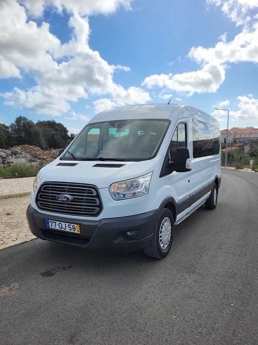 Usado Ford Transit 120 HP (88 kW) 2015 Sedan