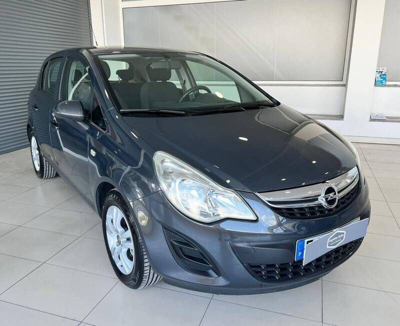 Cinzento Usado 2013 Opel Corsa | € 6.990 (Preço justo) - Imagem 1/4