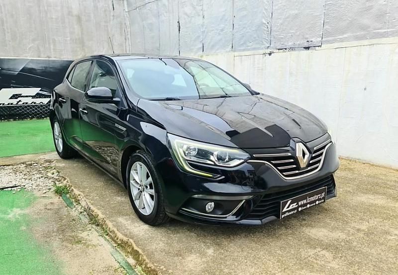 Preto Usado 2016 Renault Mégane III | € 12.500 (Preço justo) - Imagem 1/4