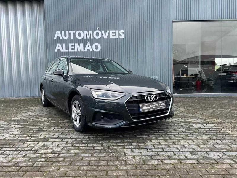Usado Audi A4 163 HP (119 kW) 2021 Cinza Carrinha