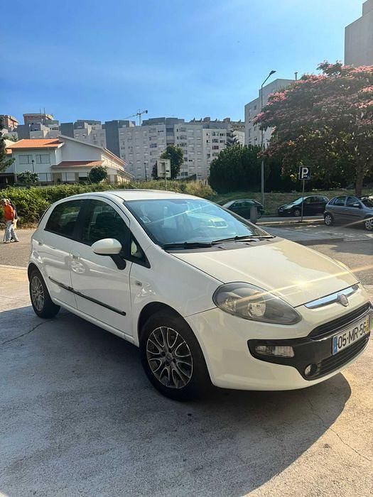 Usado 2012 Fiat Punto Citadino | € 5.000 (Preço elevado) - Imagem 1/4