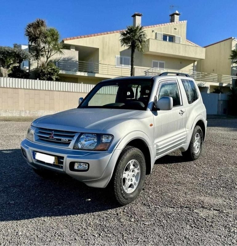 Cinza Usado 2000 Mitsubishi Pajero SUV | € 14.500 (Super Preço) - Imagem 1/4
