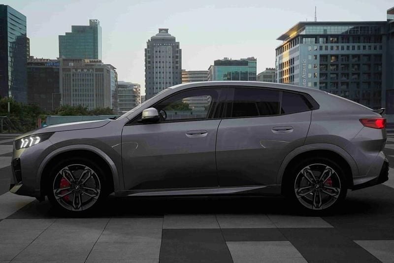 Novo BMW iX2 Comfort Edition 150 kW (204 HP) 2025 Cinzento SUV