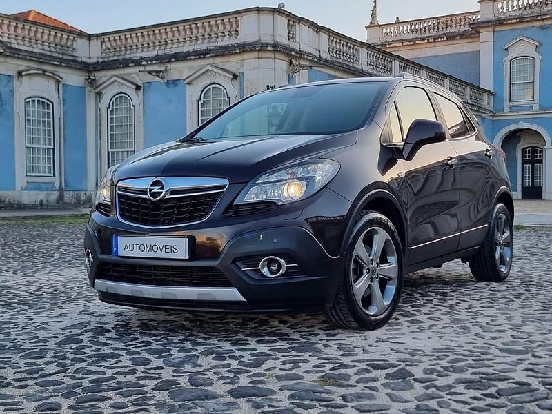 Castanho Usado 2013 Opel Mokka Cosmo SUV | € 8.995 - Imagem 1/4