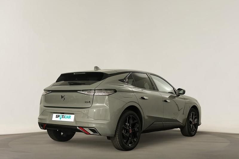 Usado DS Automobiles DS4 Performance 130 HP (95 kW) 2024 Cinzento