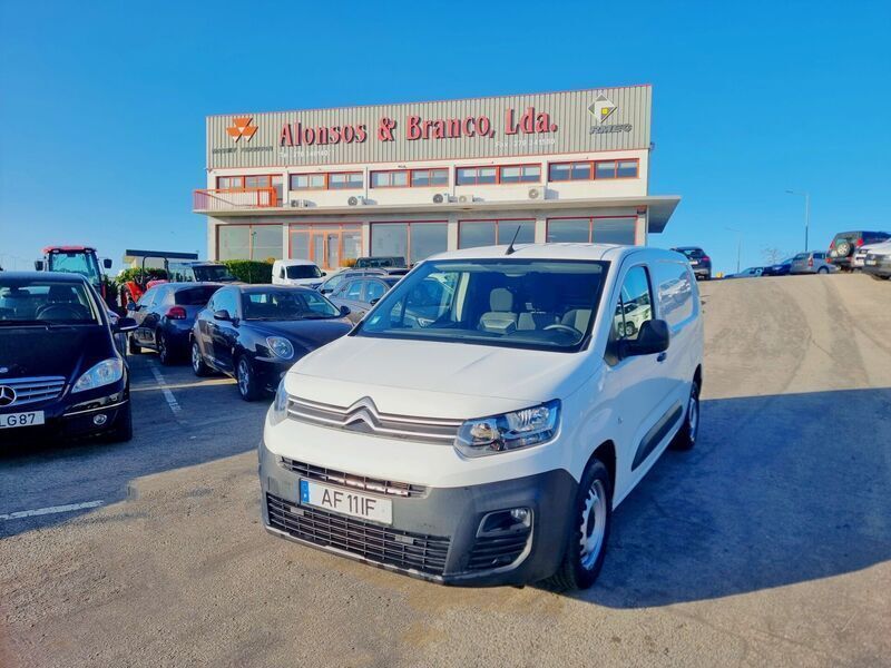 Branco Usado 2021 Citroën Berlingo Monovolume | € 15.800 (Preço justo) - Imagem 1/4