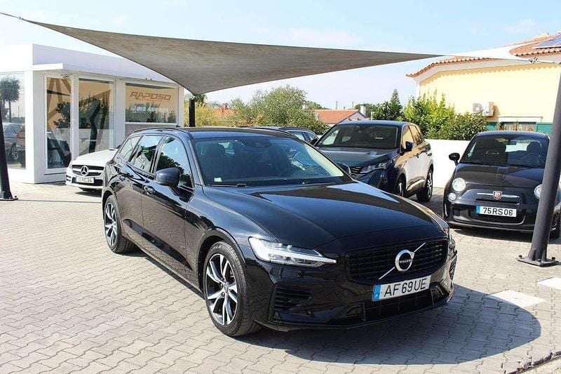 Preto Usado 2021 Volvo V60 Carrinha | € 29.500 (Bom preço) - Imagem 1/4