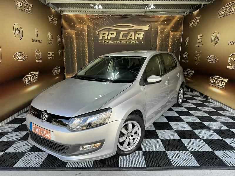 Cinza prata Usado 2012 VW Polo | € 7.990 (Preço justo) - Imagem 1/4
