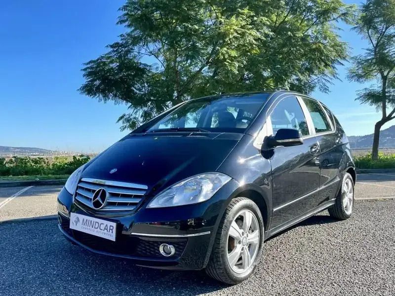 Preto Usado 2010 Mercedes A200 Avantgarde Citadino | € 15.500 - Imagem 1/4