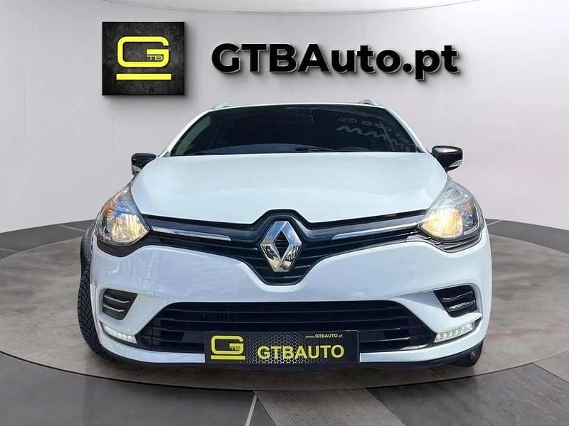 Usado Renault Clio GrandTour Zen 90 HP (66 kW) 2020 Branco Carrinha