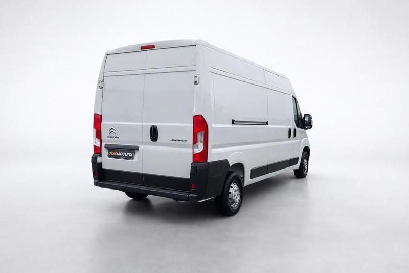 Usado Citroën Jumper 140 HP (102 kW) 2024 Branco Monovolume