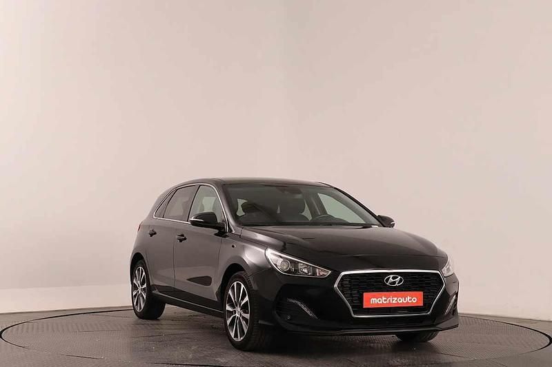 Preto Usado 2019 Hyundai i30 Citadino | € 20.149 (Caro) - Imagem 1/4