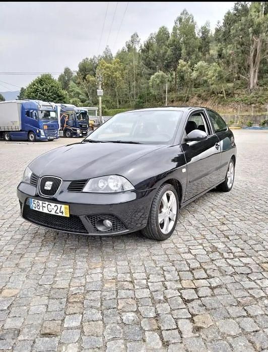 Usado 2008 Seat Ibiza | € 4.500 - Imagem 1/4