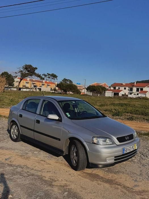 Usado 2001 Opel Astra Sedan | € 2.250 (Preço justo) - Imagem 1/3