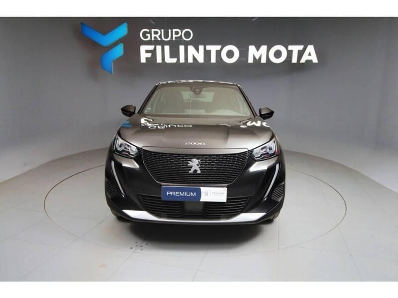 Preto Usado 2023 Peugeot e-2008 Active SUV | € 30.100 (Caro) - Imagem 1/4