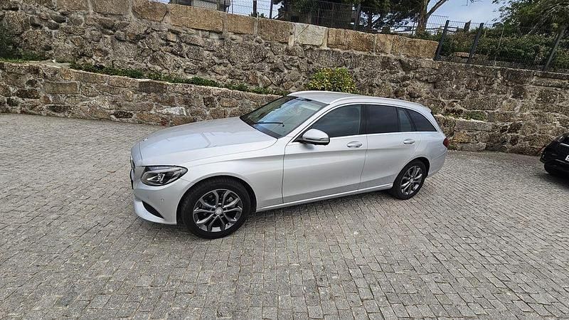 Usado 2016 Mercedes C200 Avantgarde | € 16.500 - Imagem 1/4