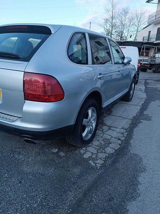 Usado Porsche Cayenne 340 HP (250 kW) 2004 SUV