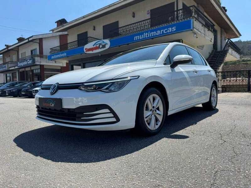 Branco Usado 2022 VW Golf VIII Conceptline | € 24.990 (Preço justo) - Imagem 1/4