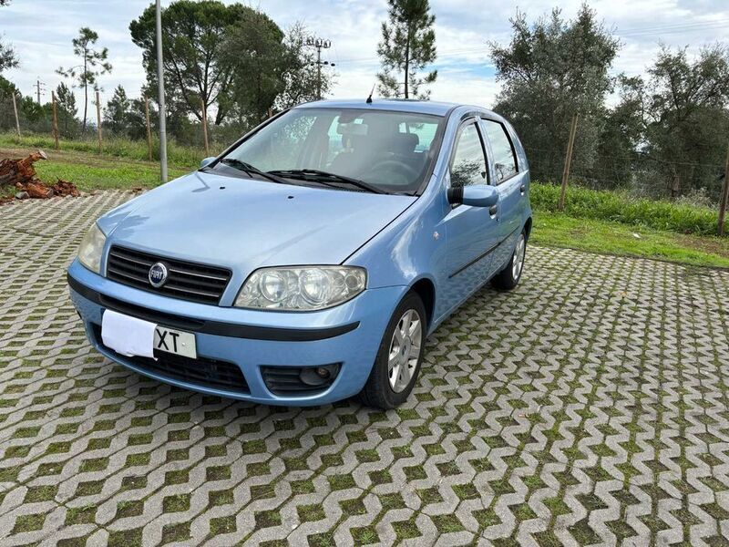 Usado 2004 Fiat Punto Citadino | € 2.950 (Preço justo) - Imagem 1/4