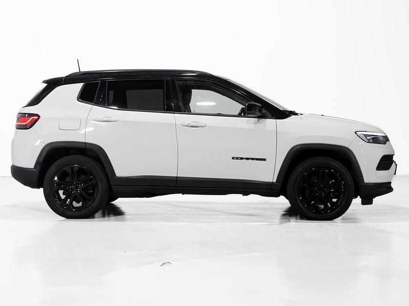 Usado Jeep Compass 190 HP (139 kW) 2022 Branco SUV