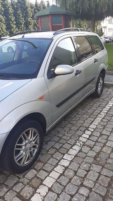 Usado 2000 Ford Focus Sedan | € 1.000 (Bom preço) - Imagem 1/4