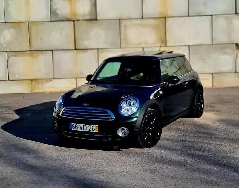 Verde escuro Usado 2009 Mini Cooper D Citadino | € 8.900 (Super Preço) - Imagem 1/4