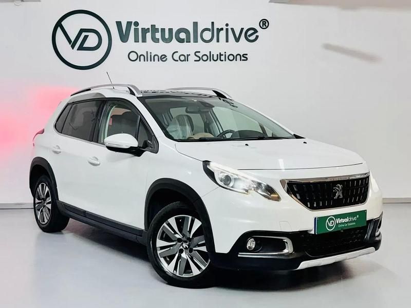 Usado Peugeot 2008 Allure 120 HP (88 kW) 2016 Branco pérola SUV