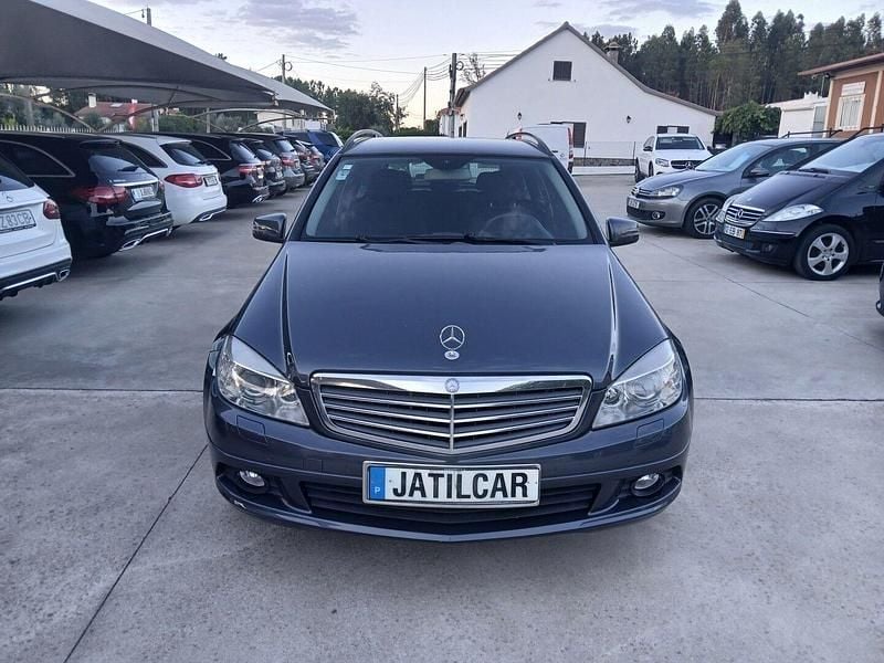 Cinza Usado 2010 Mercedes C200 Elegance Carrinha | € 12.400 - Imagem 1/4