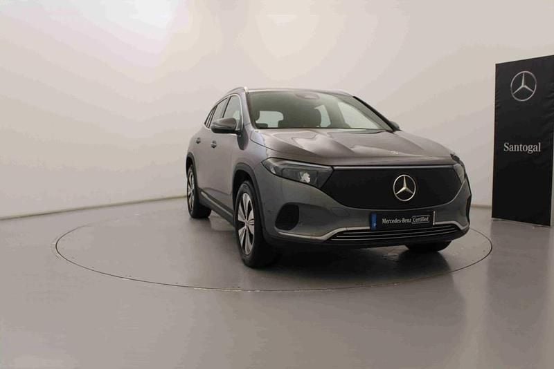 Cinzento Usado 2024 Mercedes EQA250+ Edition SUV | € 42.990 (Bom preço) - Imagem 1/4