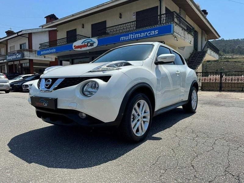 Branco Usado 2014 Nissan Juke N-Connecta SUV | € 12.990 (Preço justo) - Imagem 1/4
