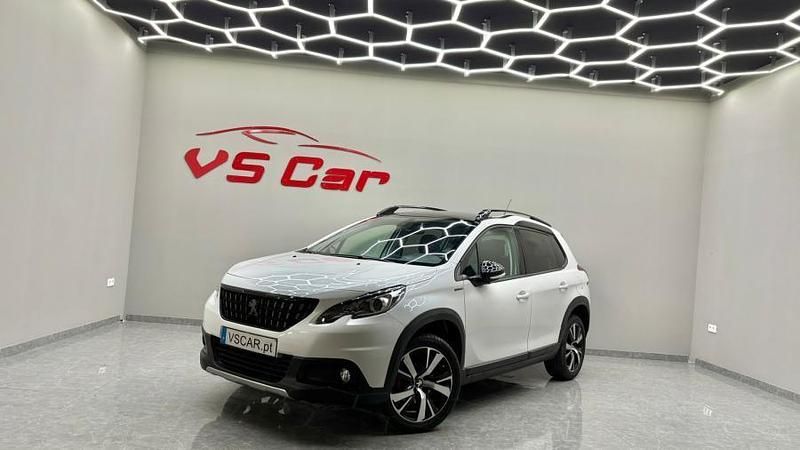 Usado Peugeot 2008 130 HP (95 kW) 2019 Branco SUV