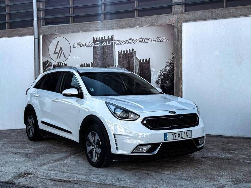 Branco Usado 2019 Kia Niro SUV | € 14.980 (Bom preço) - Imagem 1/4