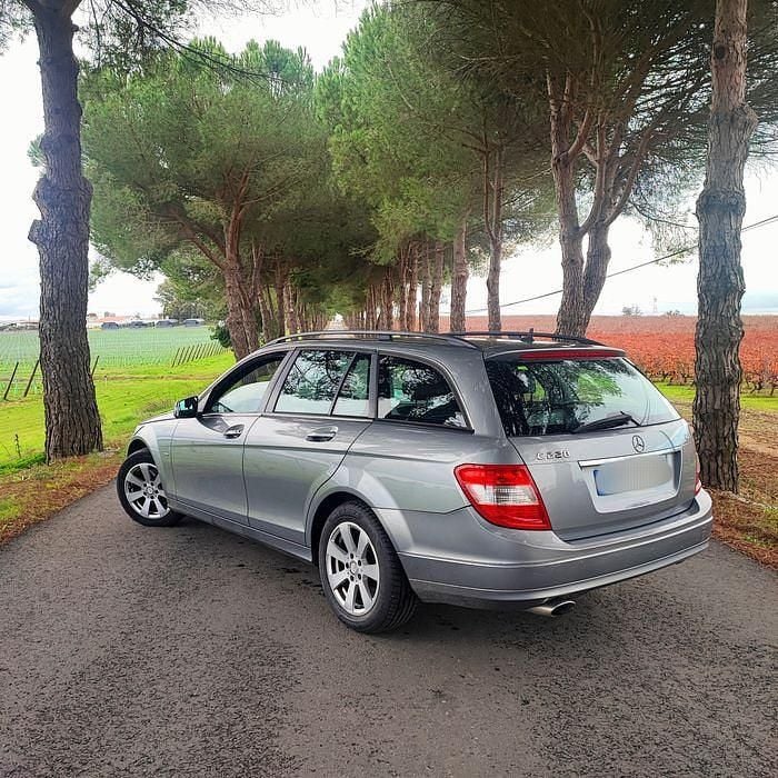 Usado 2010 Mercedes C220 Avantgarde Sedan | € 7.750 (Bom preço) - Imagem 1/4