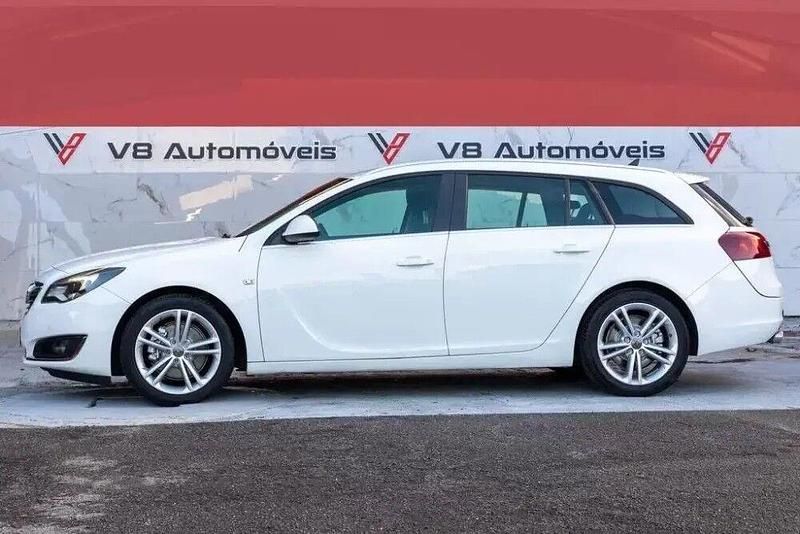 Usado Opel Insignia Cosmo 130 HP (95 kW) 2014 Amarelo Carrinha