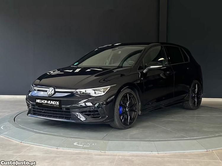 Preto Usado 2023 VW Golf VIII R Citadino | € 40.990 - Imagem 1/1