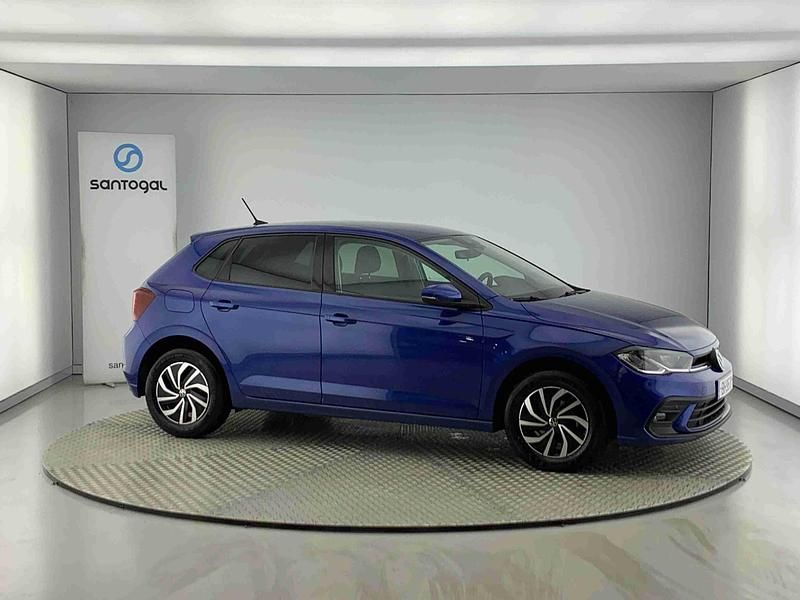 Azul Usado 2024 VW Polo | € 19.490 (Preço justo) - Imagem 1/4